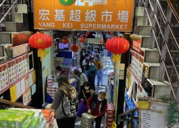 Fecho dos casinos causa corrida ao supermercados