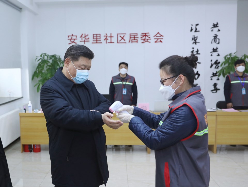 Xi Jinping faz “visita de inspecção” ao epicentro do surto do Covid-19