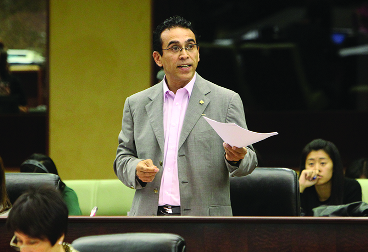 Pereira Coutinho quer salário extra e subsídios de risco na função pública