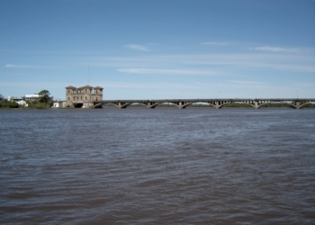 Na fronteira de nada