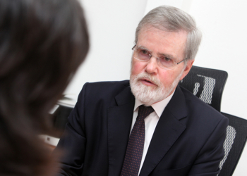 Peter Stilwell, ex-reitor da Universidade de São José: “Somos procurados por alunos de Hong Kong”