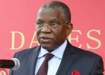 Georges Chikoti: “China está em cada país africano, mas Europa não perdeu a batalha”