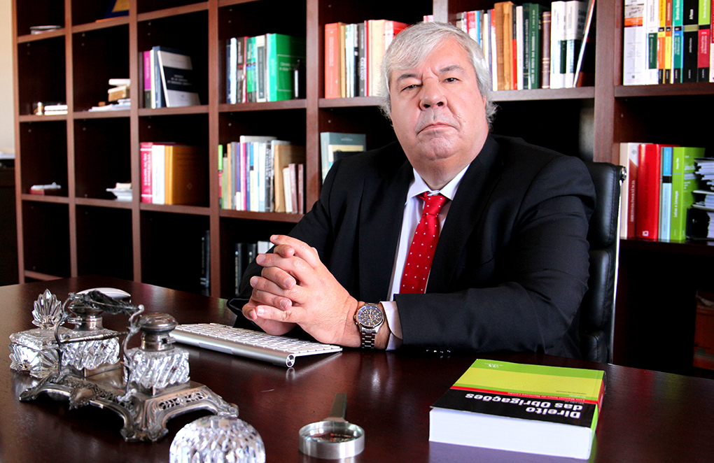 Luís Menezes Leitão, bastonário da Ordem dos Advogados de Portugal: “Acordo de Extradição deveria ser revisto”