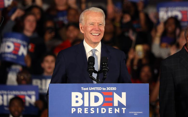 Joe Biden pretende manter “de momento” a política dos EUA em relação à China