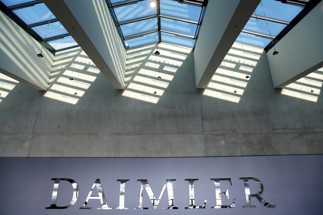 Covid-19 | Daimler colabora com China em investigação sobre vestígios em peças