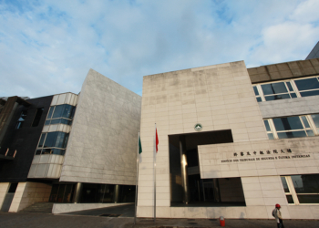 Justiça | TUI trava expulsão de jovem nascida e crescida em Macau