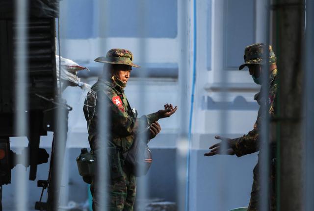 Pequim apela a cessar-fogo em Myanmar
