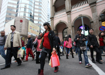 Apoios | Governo cria programa de cupões de consumo só para pagamento electrónico
