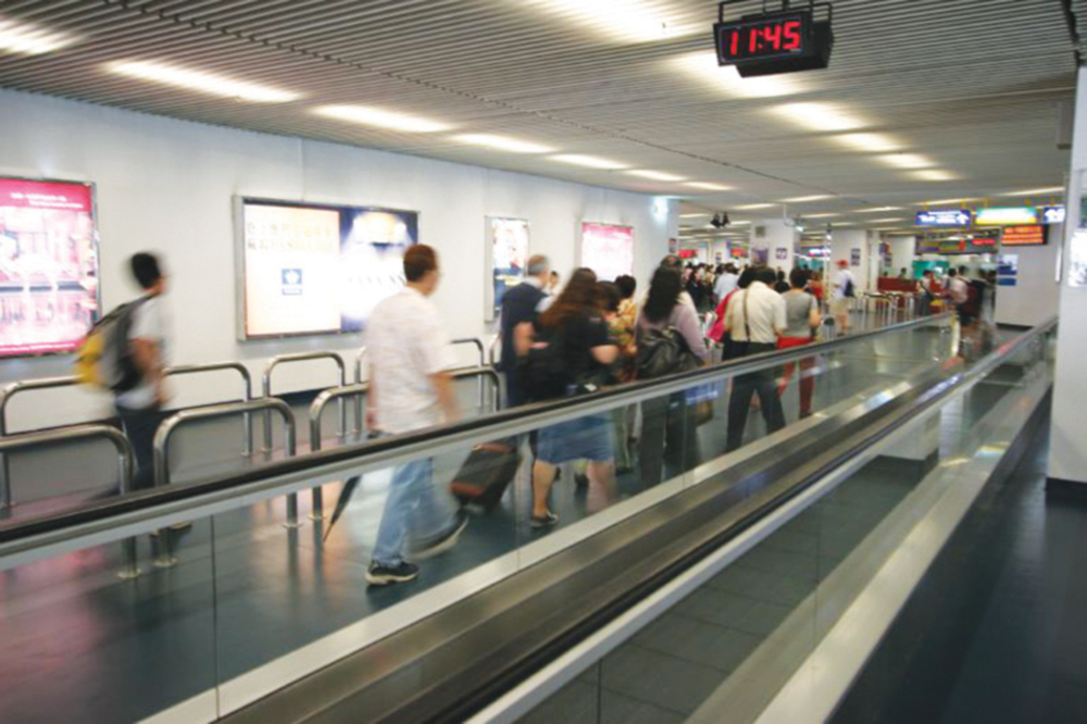 Covid-19 | Hong Kong decreta fim das restrições de viagem