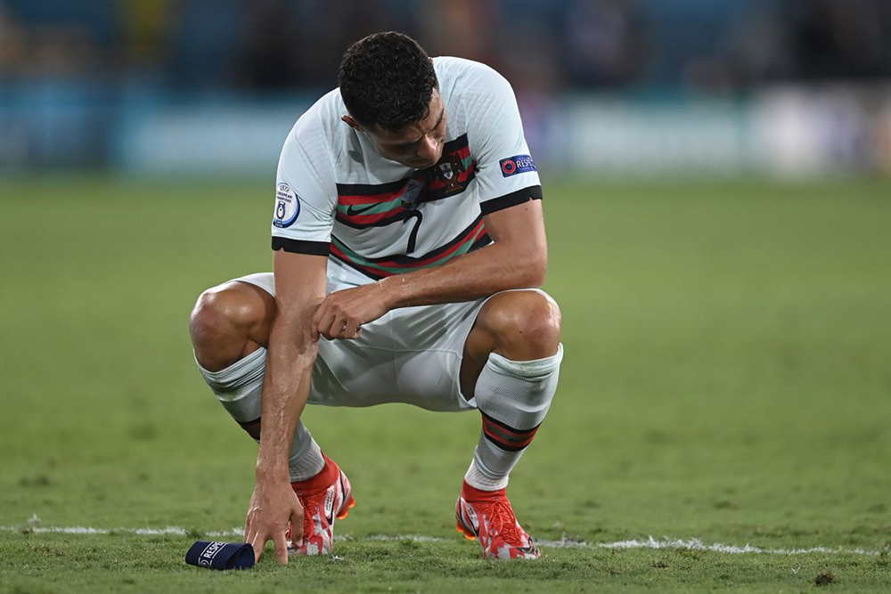 Euro 2020. Jogo De Futebol Ucrânia Vs Países Baixos Fotografia