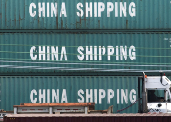 Economia | Exportações sobem e crescimento das importações abranda