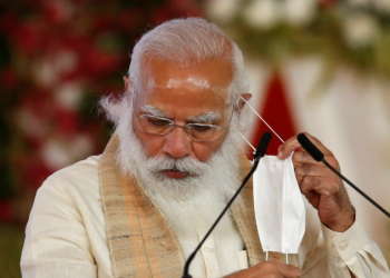 Oposição acusa primeiro-ministro da Índia de traição por espionagem