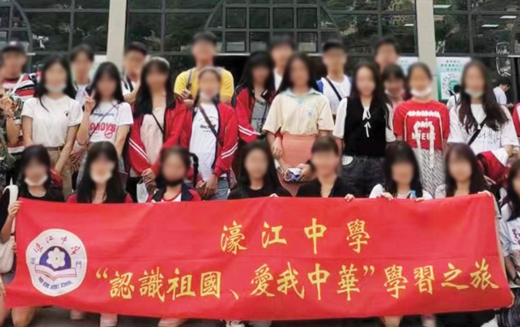 Visita | Escola Hou Kong pediu desculpa