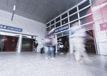 Covid-19 | Abertura de fronteiras leva enchentes às Portas do Cerco