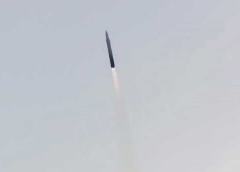 China testou míssil supersónico em órbita, escreve Financial Times