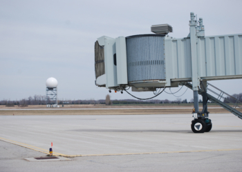 Portugueses impedidos de regressar a Macau após proibição de voos