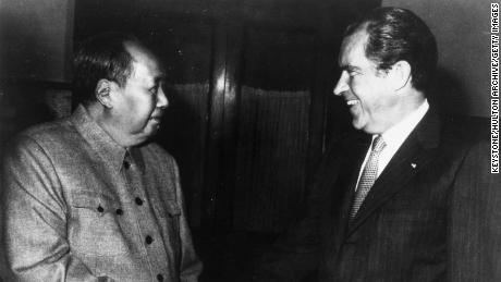 Relações China – EUA mais tensas do que nunca, 50 anos após a visita de Nixon a Pequim