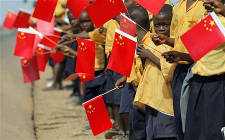 China reforça presença em África nas áreas da defesa e segurança, defende analista