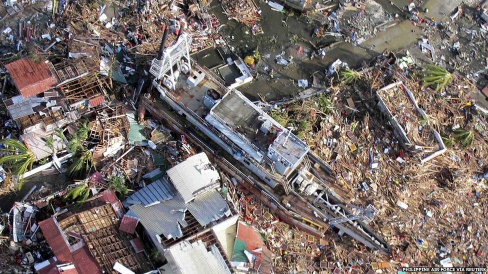 Pelo menos 24 mortos em inundações e deslizamentos de terras nas Filipinas