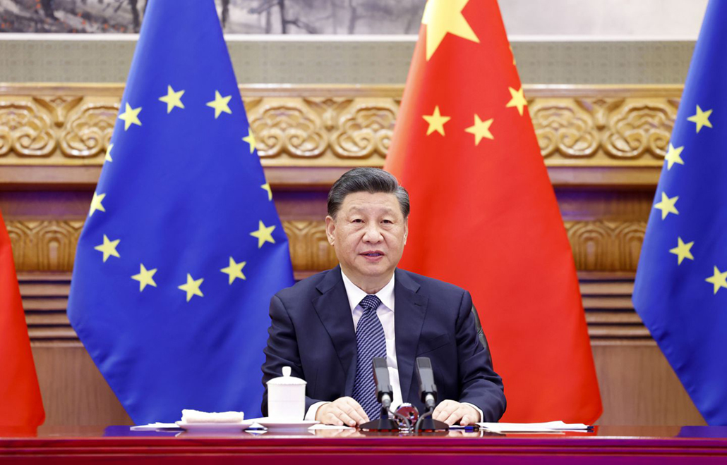 Cimeira China-UE | Xi Jinping apela ao compromisso para travar a crise provocada pela guerra 