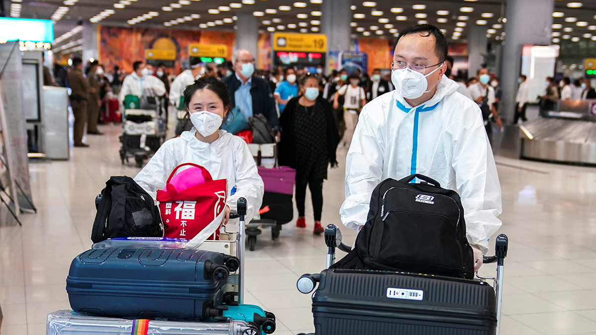 Covid-19 | China corre risco de ter 1,6 milhões de mortos caso abandone medidas de prevenção, diz estudo