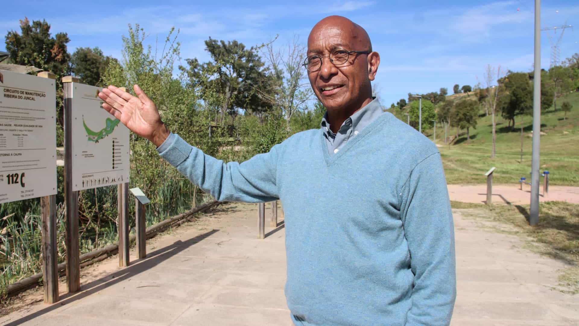 Luís Cardoso, escritor: “É crucial desenvolver a literatura timorense”
