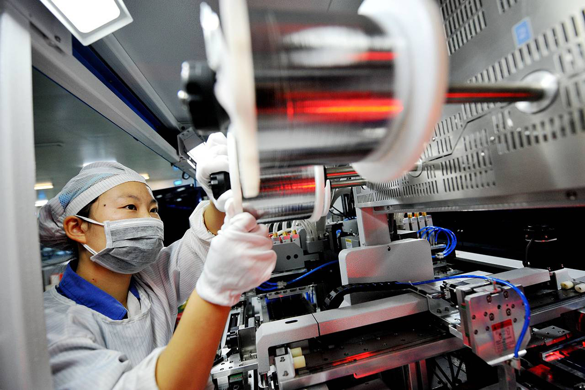 Produção industrial na China recupera 0,7 por cento em Maio