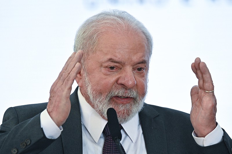 Lula quer G20 político para negociar a paz