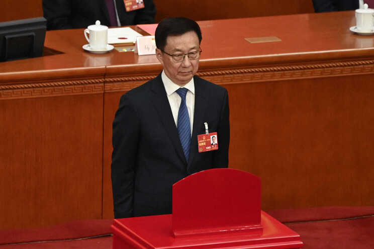 Cooperação | Vice-Presidente chinês em Portugal até quarta-feira