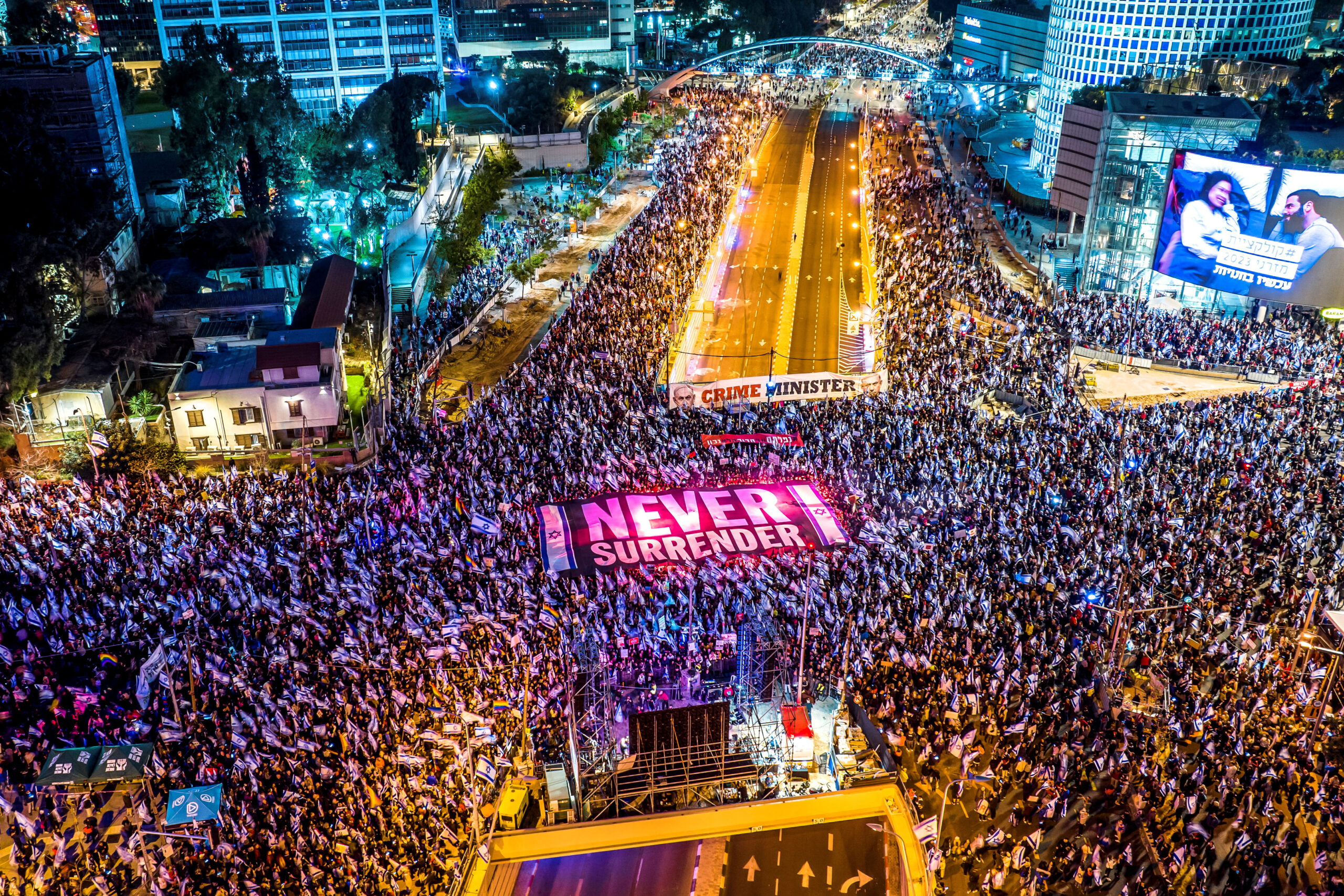 Israel | Milhares voltam a sair às ruas contra reforma judicial