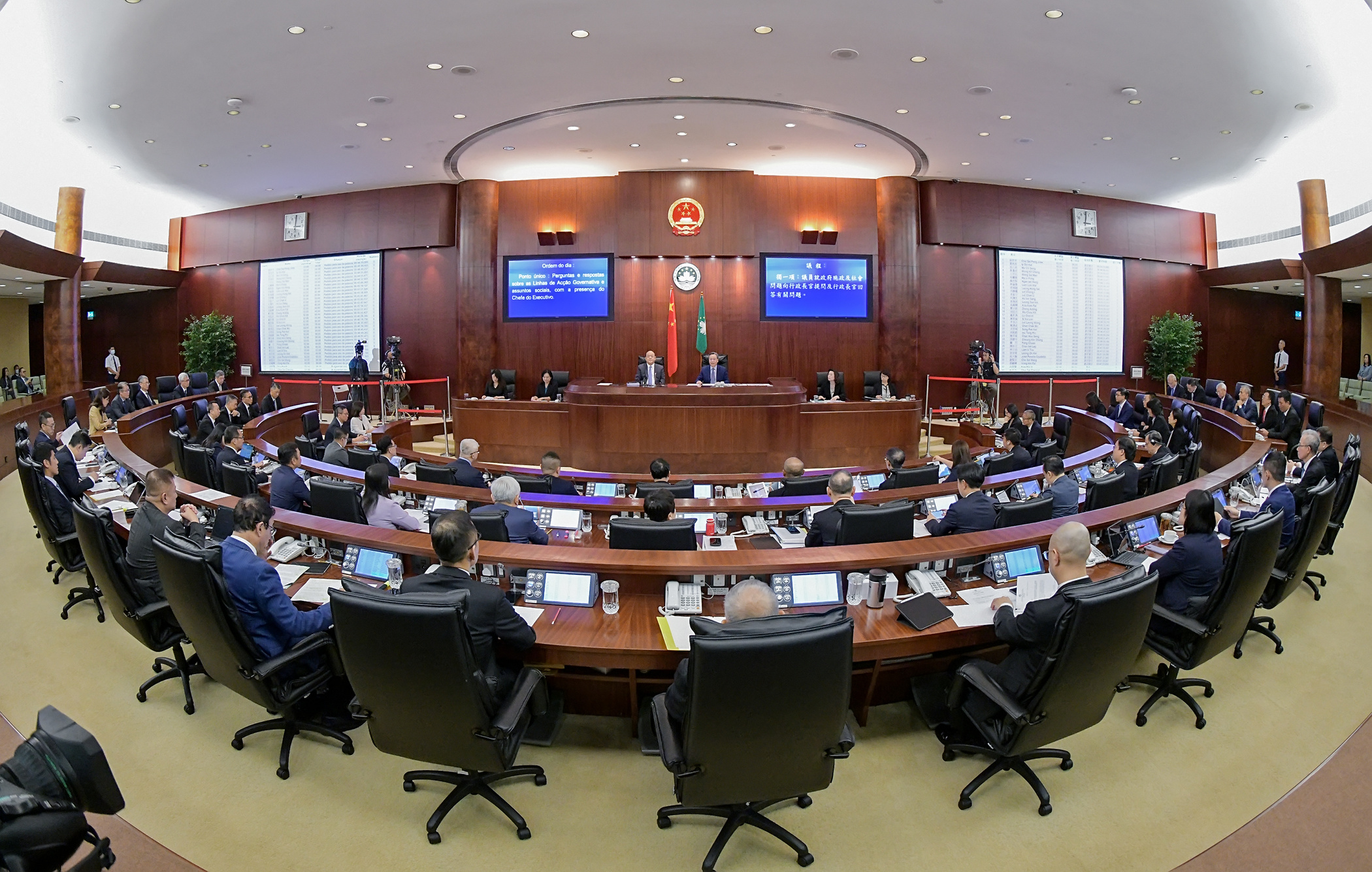 habilidoso  Dicionário Infopédia da Língua Portuguesa