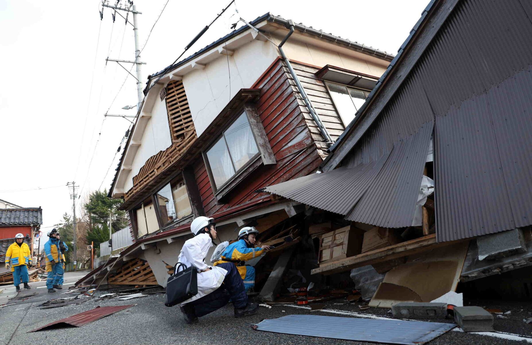 Japão | Número de mortos após sismo subiu para 202