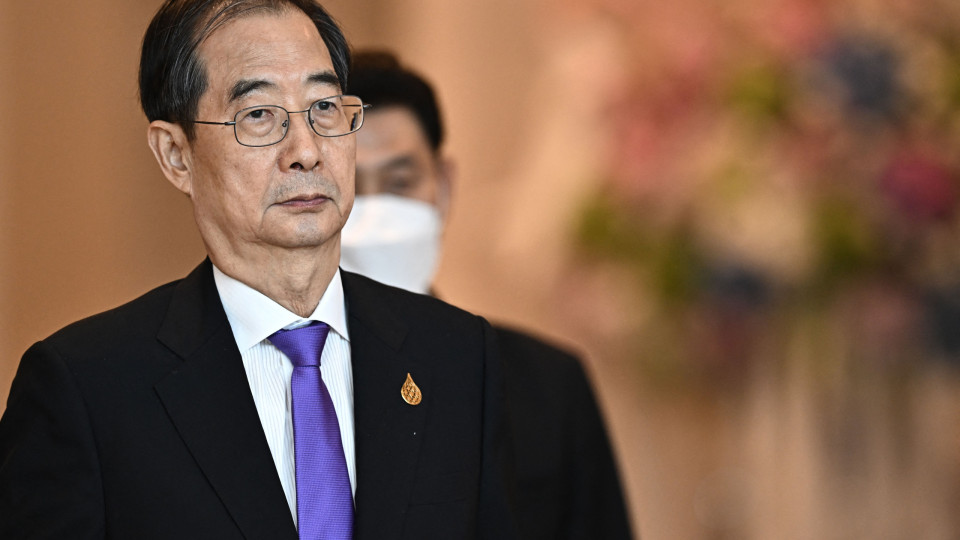 Coreia do Sul | Primeiro-ministro e líder do partido no poder demitem-se
