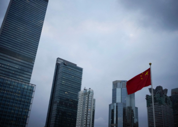 China | Crédite Agricole destaca dificuldades na transição económica