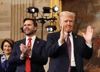 EUA | Trump toma posse e lança farpas à China sobre Canal do Panamá