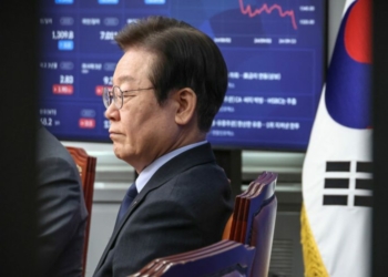 Favorito às presidenciais sul-coreanas defende segundo mandato