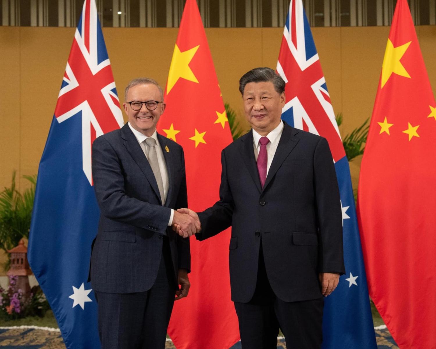 Visita | Xi Jinping elogia reaproximação com Austrália