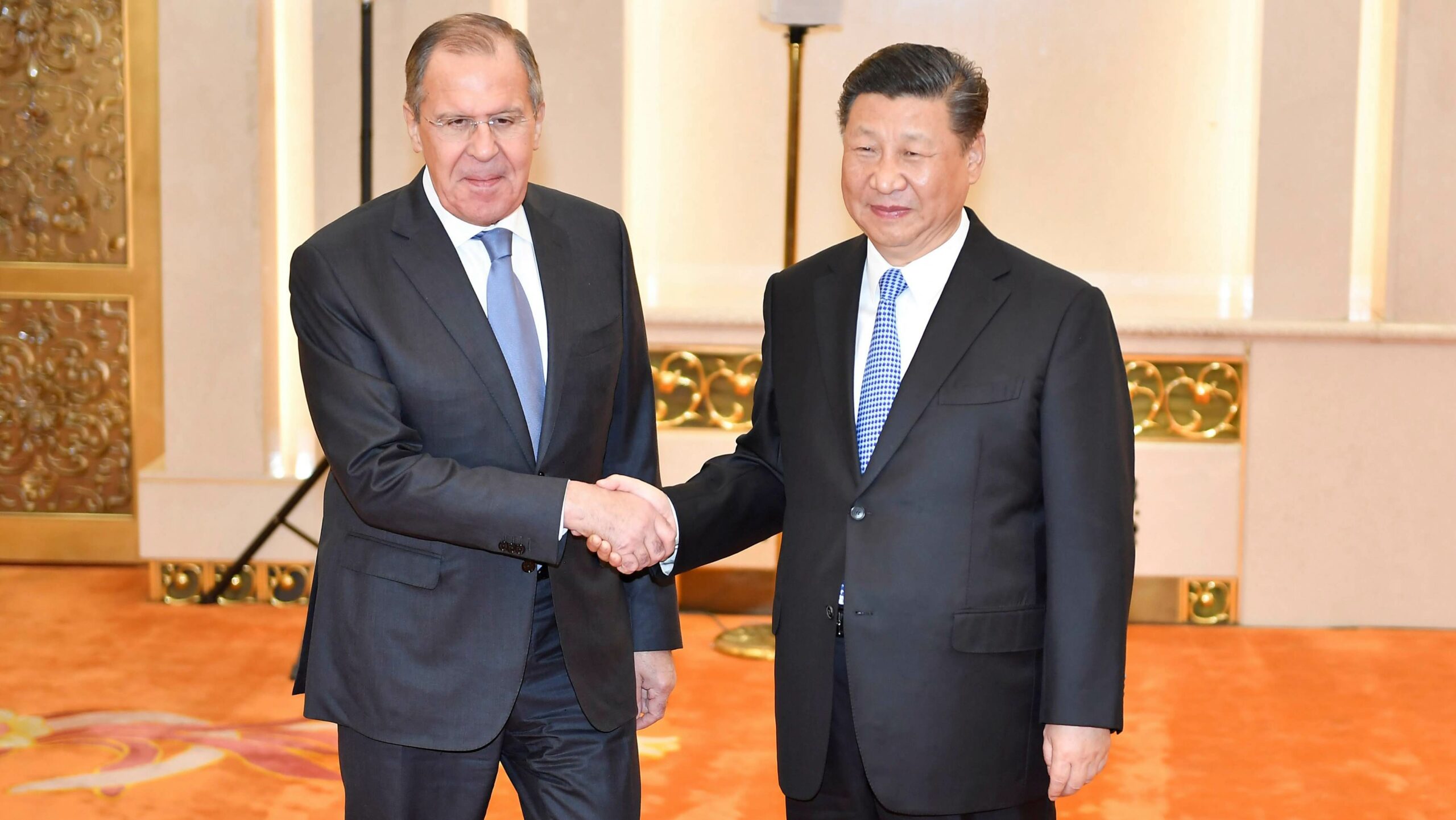 Rússia | Xi pede apoio mútuo a Moscovo em reunião com Lavrov