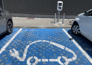 Ambiente | Falta de especialistas na reparação de motos eléctricas