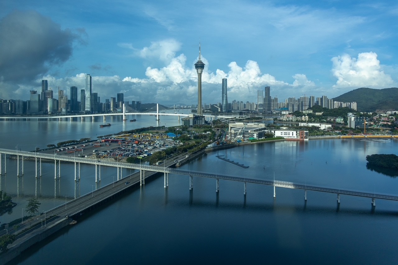 Livraria Portuguesa | “Macau’s Reflections – Now and Then” até ao fim do mês