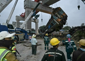Tailândia | Novo colapso de guindaste faz dois mortos e um ferido