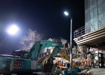 Hailin | Colapso parcial de edifício faz pelo menos sete mortos