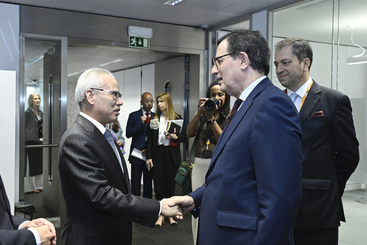 Sam Hou Fai em Lisboa | Macau é “ponte eficaz” para negócios, diz ministro