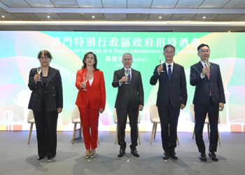 RAEM firma cinco acordos comerciais em Espanha