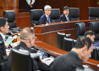 Secretário diz que “mercado em baixa” afecta renovação urbana