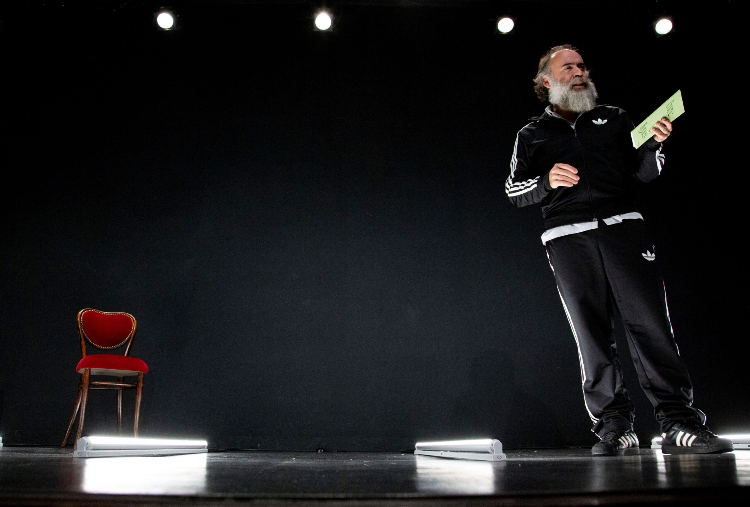 FAM | Apresentada programação de edição de 2026. Tiago Rodrigues traz nova peça ao festival