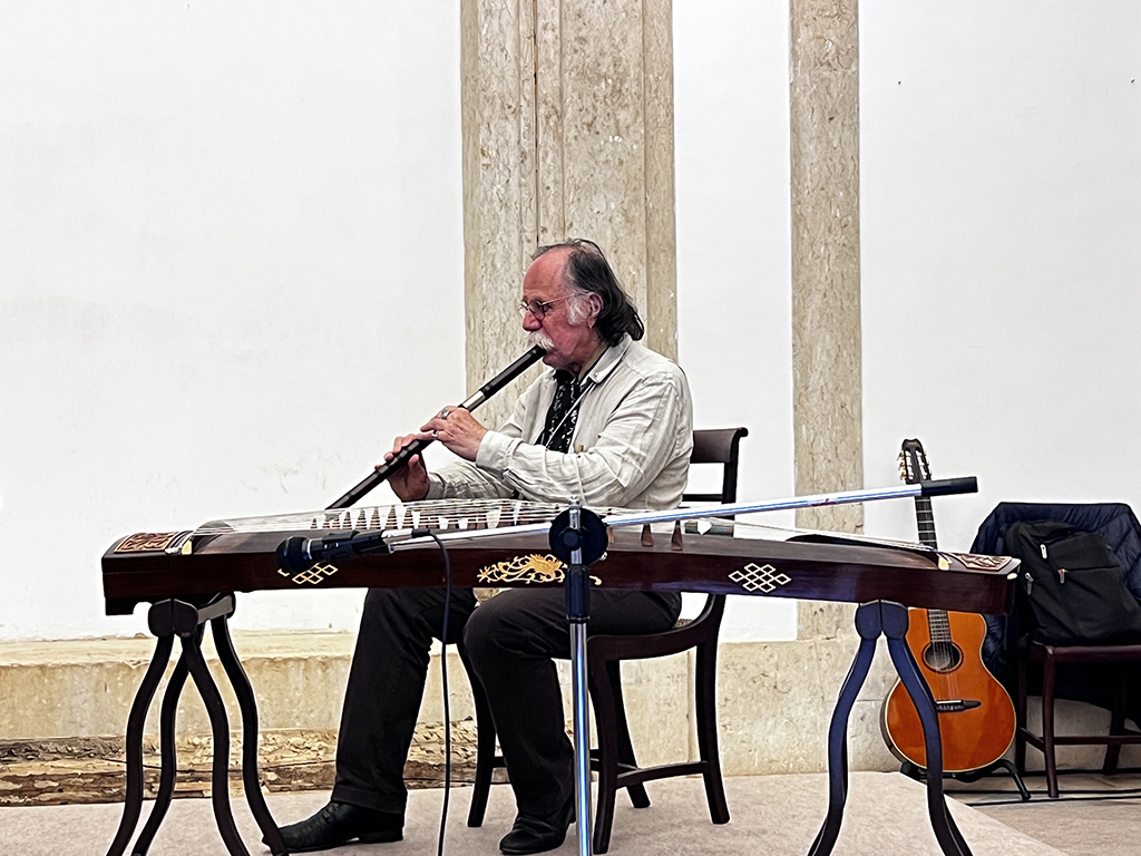 Música | Instrumentos musicais chineses são destaque em conferência