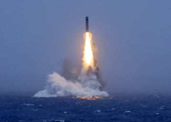 China rejeita “conclusões exageradas” sobre lançamento de míssil no Pacífico