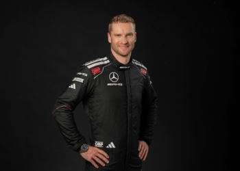 GP | Mercedes-AMG anunciou que voltará com três carros