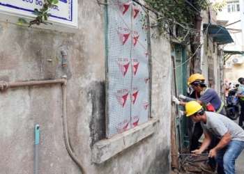 Beco do Coral | Demolido edifício em ruínas